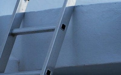 Avoid These 3 Dangers of Window Cleaning in Westlake, OH