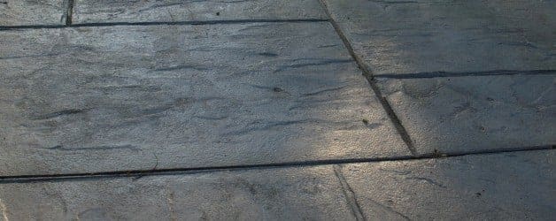 Pressure Washing in Aurora, OH: How to Clean Concrete